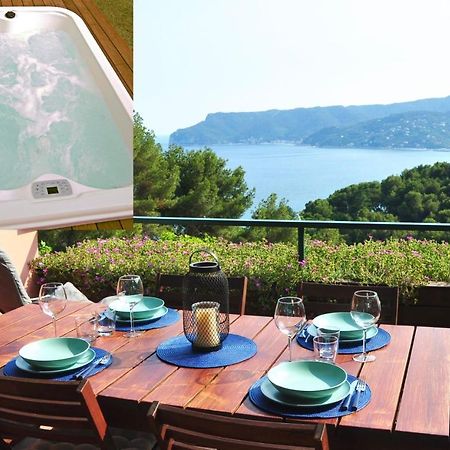 Una Spettacolare Vista Mare - Casa Con Jacuzzi Bergeggi Kültér fotó
