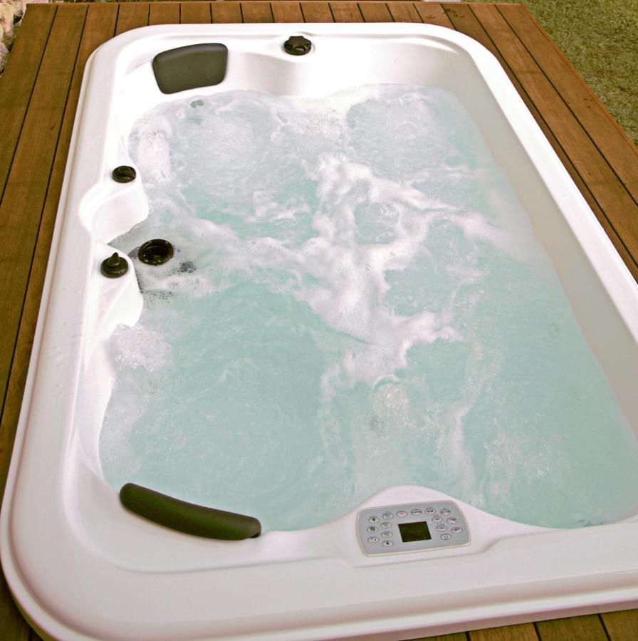 Una Spettacolare Vista Mare - Casa Con Jacuzzi Bergeggi Kültér fotó